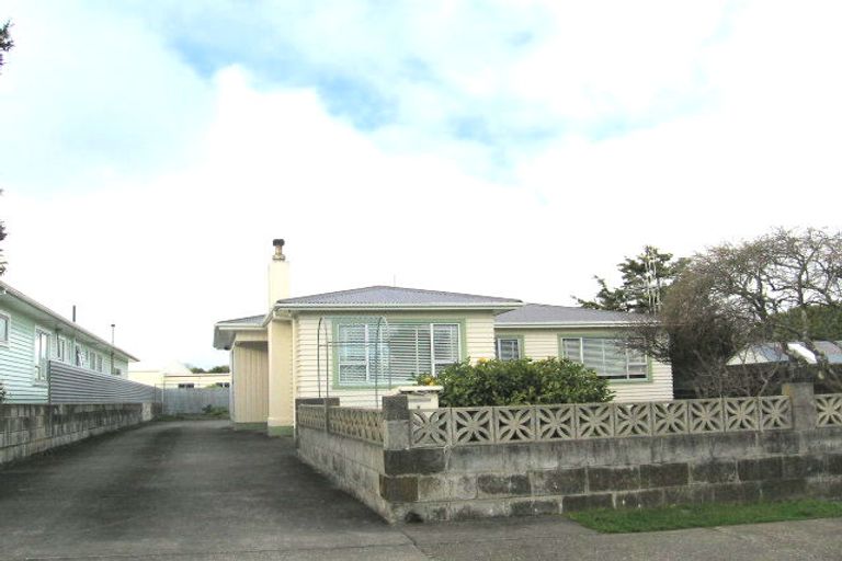 Photo of property in 1 Andrew Street, Feilding, 4702