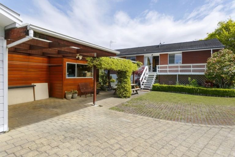 Photo of property in 6 Kotare Street, Hilltop, Taupo, 3330