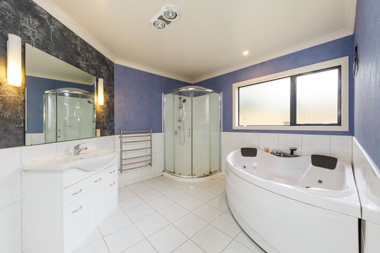 Photo of property in 28 Birmingham Street, Takaro, Palmerston North, 4412