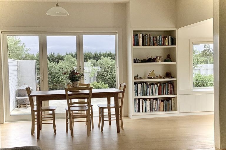 Photo of property in 2 Naples Street, Martinborough, 5711