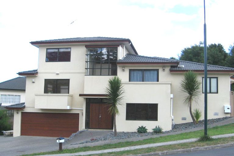 Photo of property in 4 Ridge Valley Drive, Browns Bay, Auckland, 0630