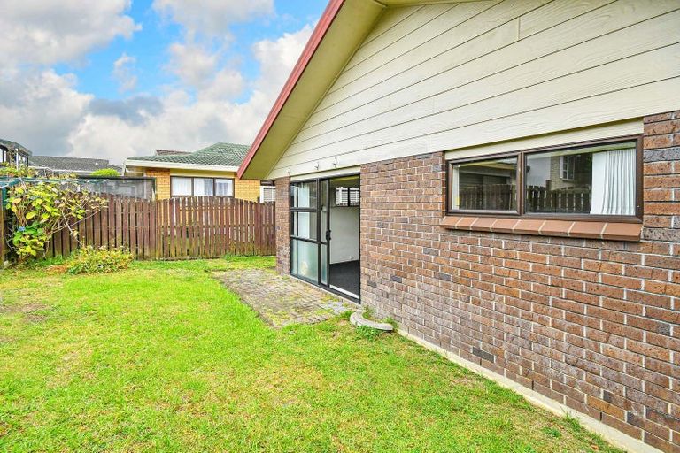 Photo of property in 2a Duke Street, Papakura, 2110