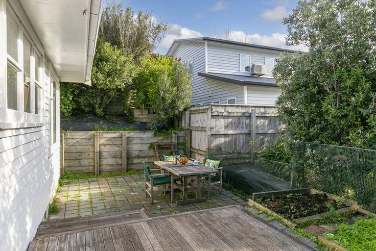 Photo of property in 7c Camperdown Road, Miramar, Wellington, 6022