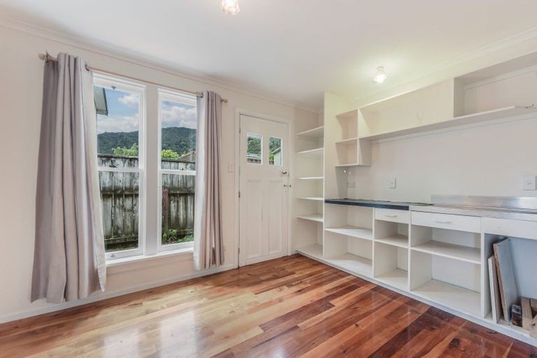 Photo of property in 24 Devon Street, Picton, 7220