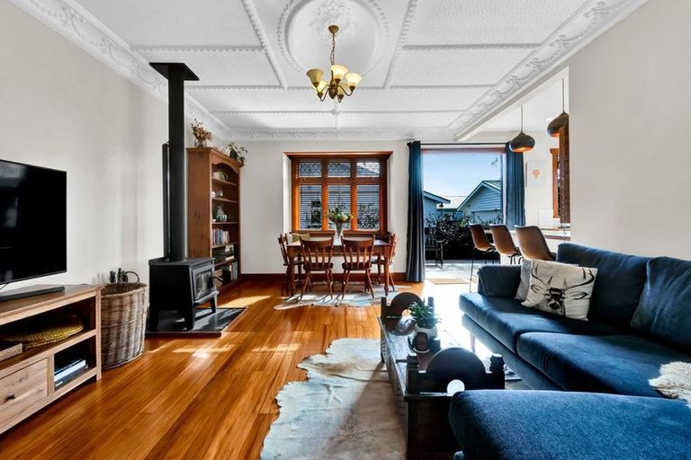 Photo of property in 37 Ballance Street, Lower Vogeltown, New Plymouth, 4310