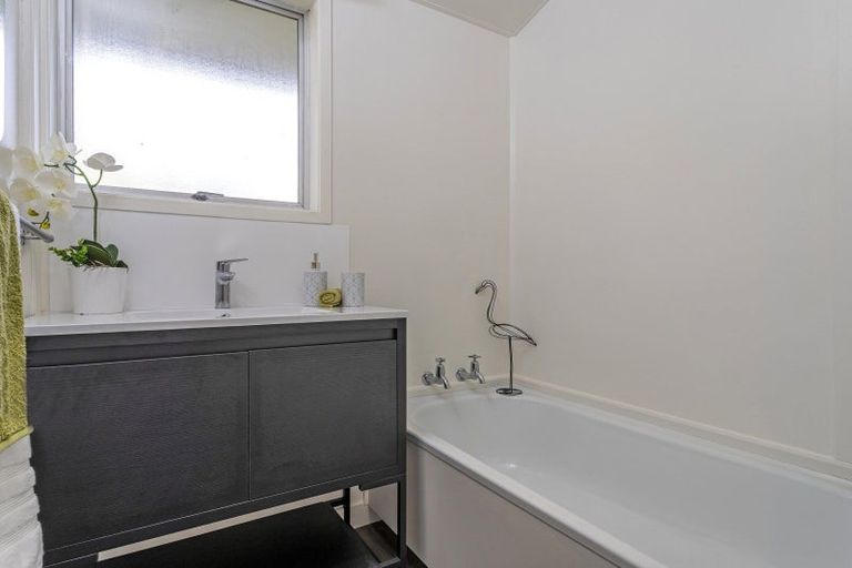 Photo of property in 5 Arthur Street, Whitianga, 3510