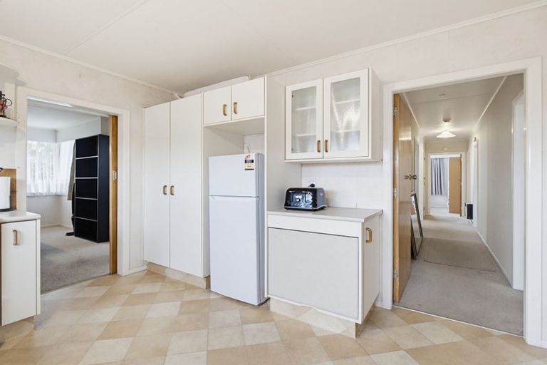 Photo of property in 32 Langley Avenue, Milson, Palmerston North, 4414