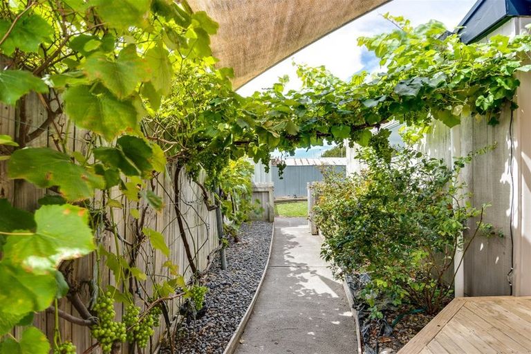 Photo of property in 12 Lancaster Street, Tamatea, Napier, 4112