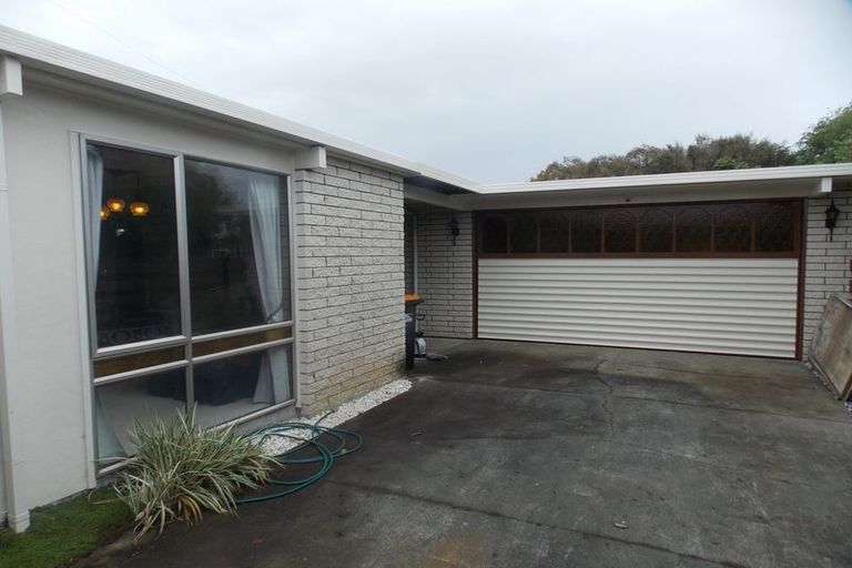 Photo of property in 4 Paradise Place, Milson, Palmerston North, 4414