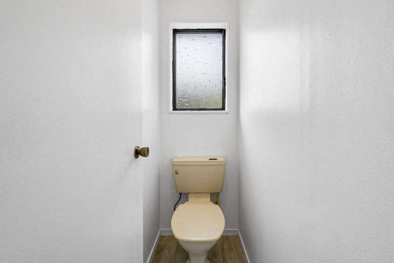 Photo of property in 1b Sunny Grove, Wainuiomata, Lower Hutt, 5014