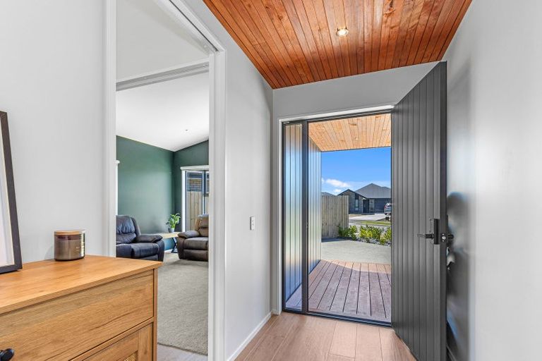 Photo of property in 12 Miles Street, Halswell, Christchurch, 8025