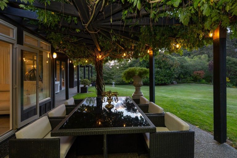 Photo of property in 274 Polson Hill Drive, Aokautere, Palmerston North, 4471