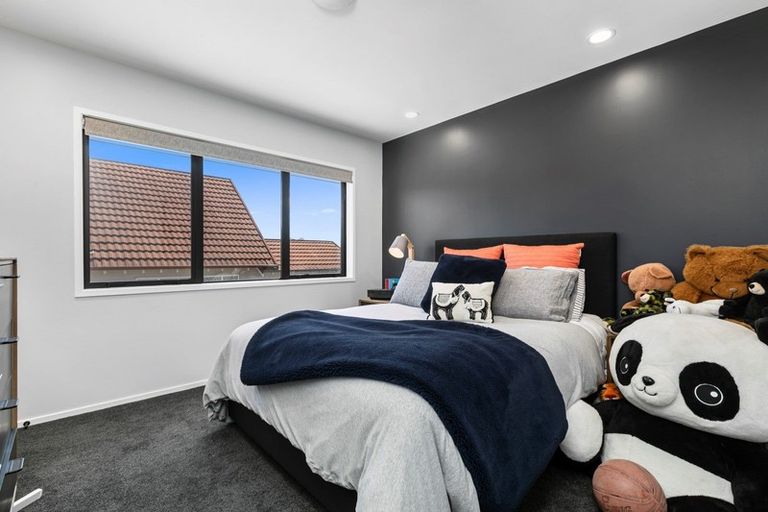 Photo of property in 253 Devonport Road, Tauranga, 3110