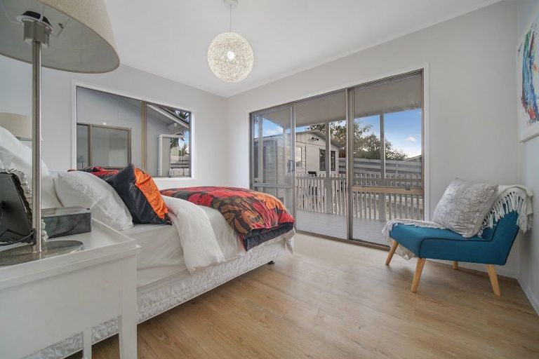 Photo of property in 6 Nearco Street, Randwick Park, Auckland, 2105