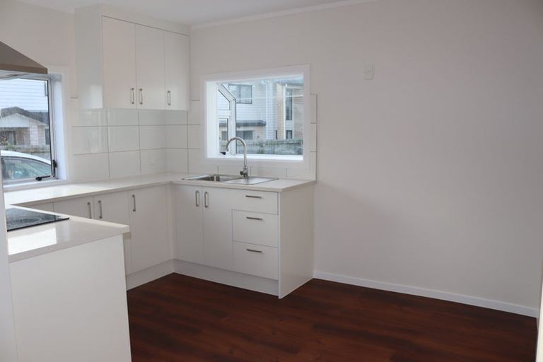 Photo of property in 9 Gibbs Road, Manurewa, Auckland, 2102