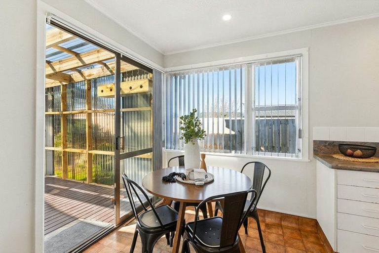 Photo of property in 49 Toru Road, Paraparaumu Beach, Paraparaumu, 5032