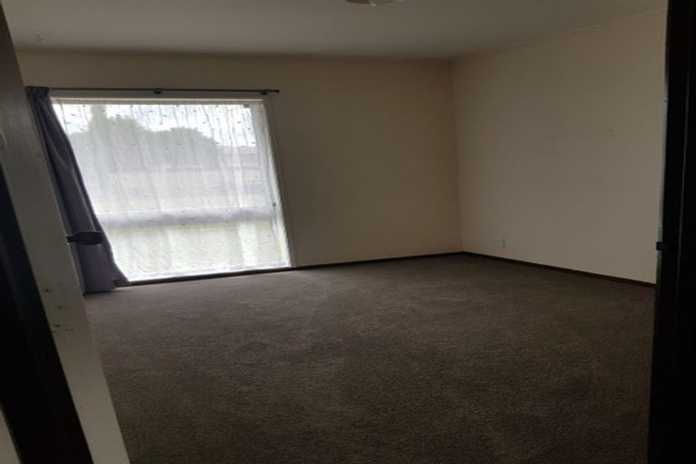 Photo of property in 45 Meadway, Sunnyhills, Auckland, 2010