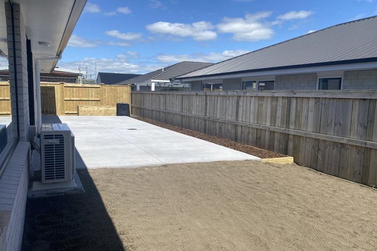 Photo of property in 10 Cotula Way, Papamoa Beach, Papamoa, 3118