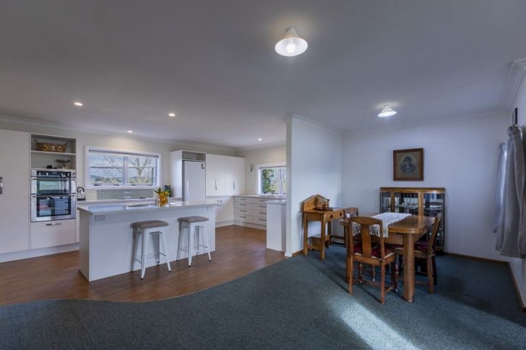 Photo of property in 1 Eagle Street, Waipawa, 4210