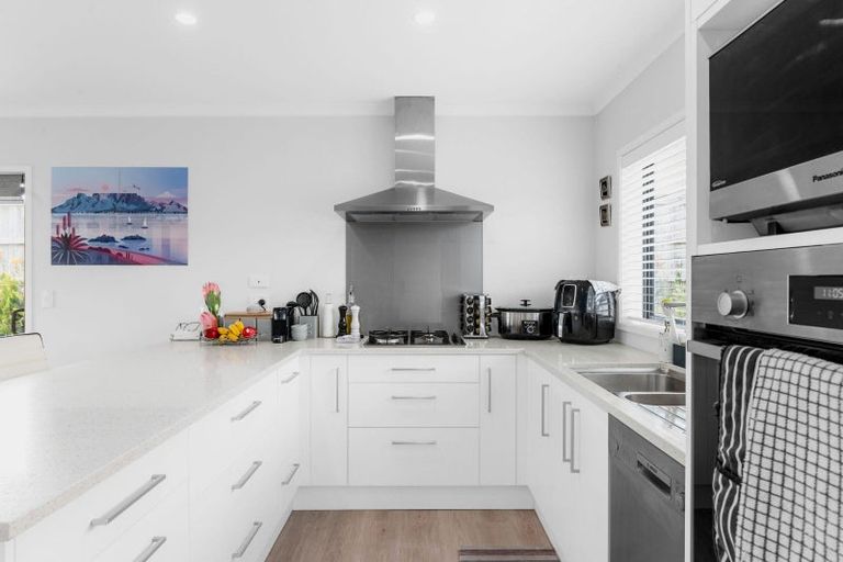 Photo of property in 2/46 North Ridge Drive, Rototuna North, Hamilton, 3281