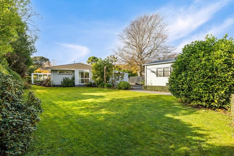 Photo of property in 11a Ashgrove Terrace, Somerfield, Christchurch, 8024
