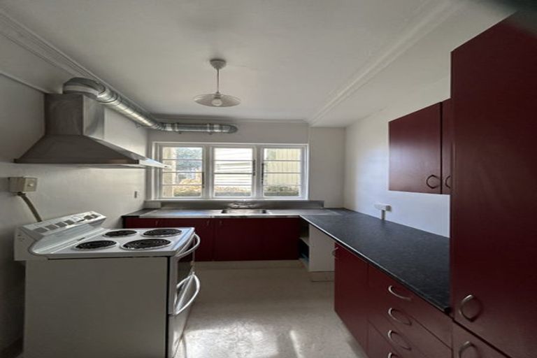 Photo of property in 1/121 Hill Street, Thorndon, Wellington, 6011