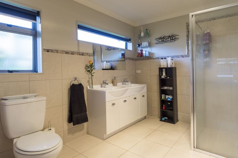 Photo of property in 87 Merriman Place, Pyes Pa, Tauranga, 3112