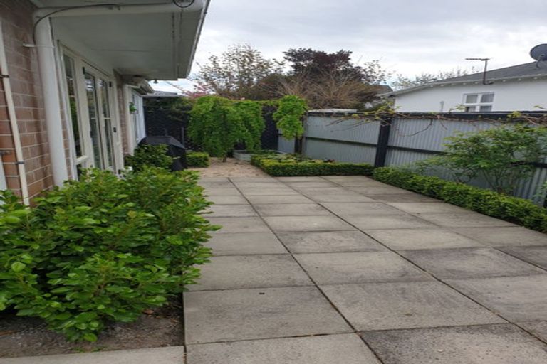 Photo of property in 1/35 Cranford Street, St Albans, Christchurch, 8014