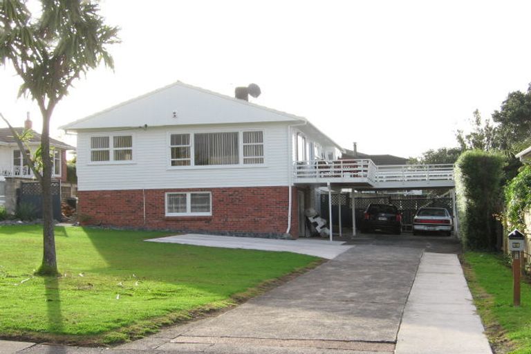 Photo of property in 22 Tiroroa Avenue, Te Atatu South, Auckland, 0610