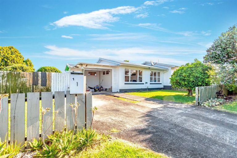 Photo of property in 1 Thompson Place, Tikipunga, Whangarei, 0112