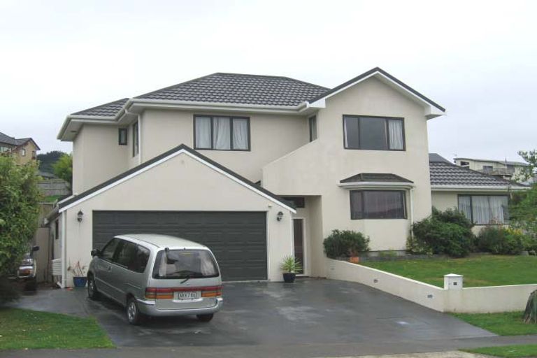 Photo of property in 26 Birkinshaw Grove, Riverstone Terraces, Upper Hutt, 5018