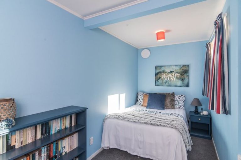 Photo of property in 27a Old Coach Road, Johnsonville, Wellington, 6037