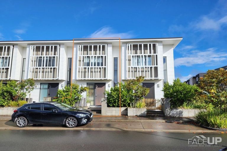 Photo of property in 5 Harakeke Road, Hobsonville, Auckland, 0616