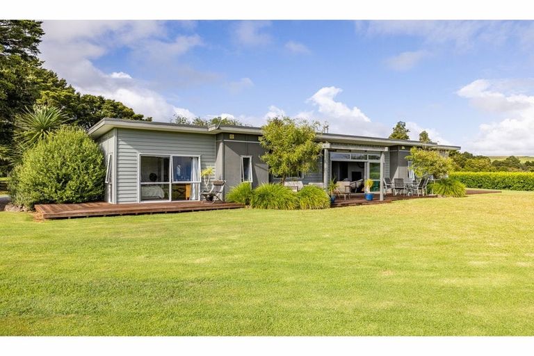 Photo of property in 817 Waimate Road North, Waimate North, Kerikeri, 0293