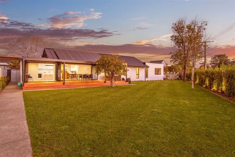 Photo of property in 20 Wairarapa Terrace, Merivale, Christchurch, 8014