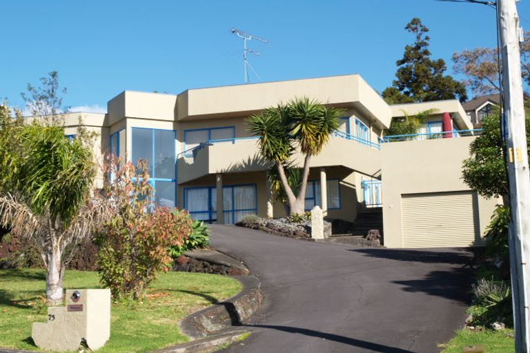 Photo of property in 75 Pah Road, Cockle Bay, Auckland, 2014