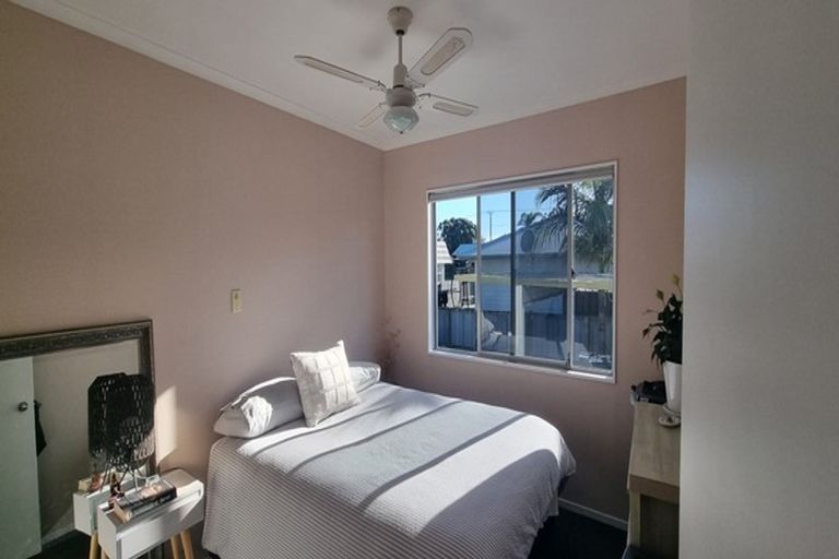 Photo of property in 1059b Papamoa Beach Road, Papamoa Beach, Papamoa, 3118