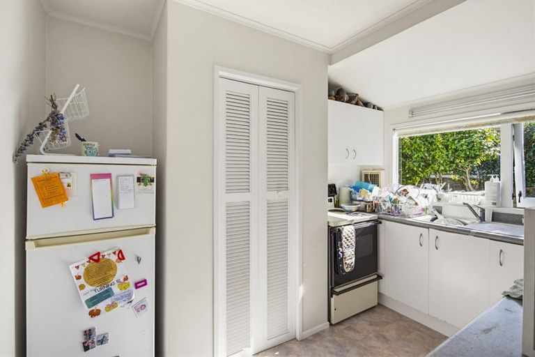 Photo of property in 90a Eatwell Avenue, Paraparaumu Beach, Paraparaumu, 5032