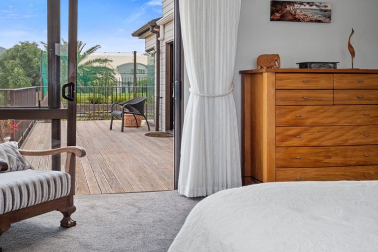 Photo of property in 62 Oceanview Road, Mount Maunganui, 3116