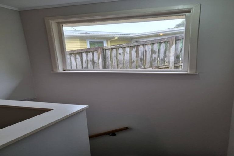 Photo of property in 92 Ironside Road, Johnsonville, Wellington, 6037