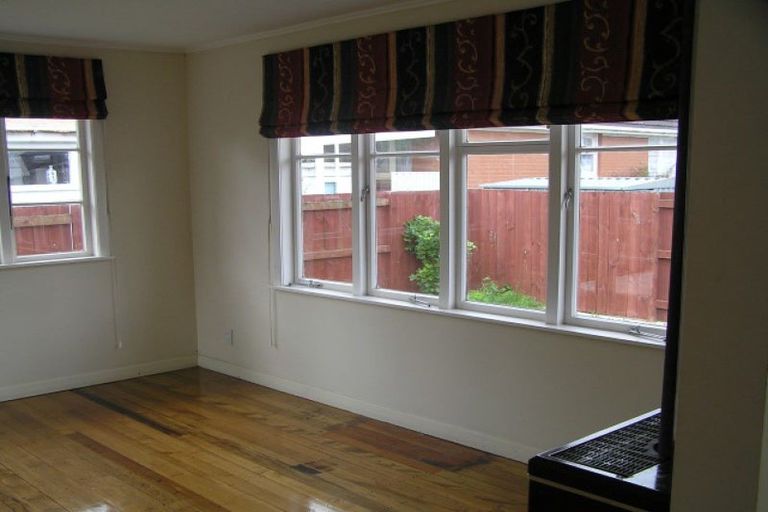 Photo of property in 122a Rugby Street, Awapuni, Palmerston North, 4412