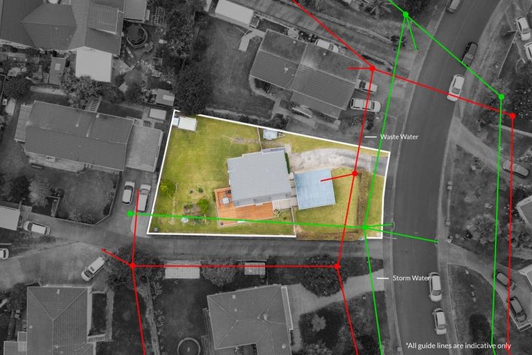 Photo of property in 13 Tetrarch Place, Totara Vale, Auckland, 0629