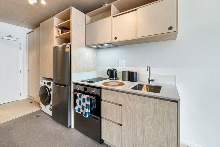 Photo of property in Vela Apartments, 3/2g Campbell Terrace, Petone, Lower Hutt, 5012