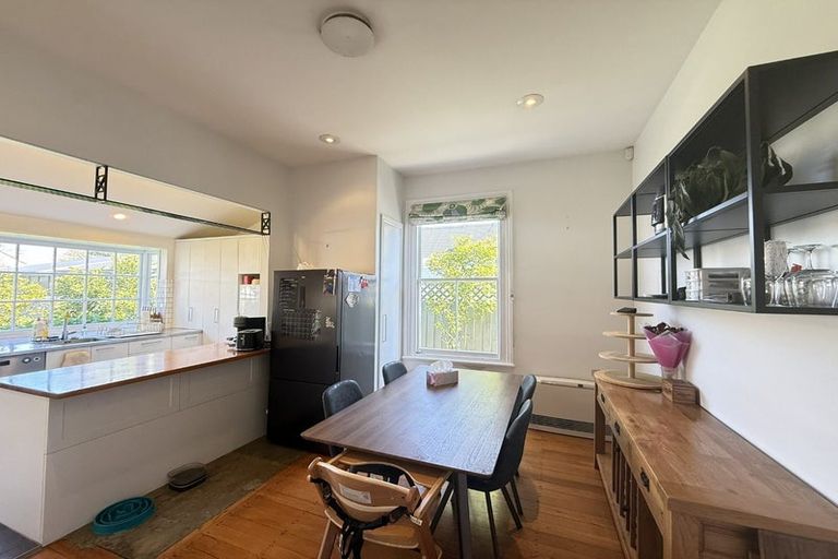 Photo of property in 14 Weston Road, St Albans, Christchurch, 8052
