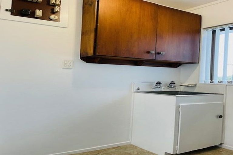 Photo of property in 3/30 Islington Avenue, New Lynn, Auckland, 0600