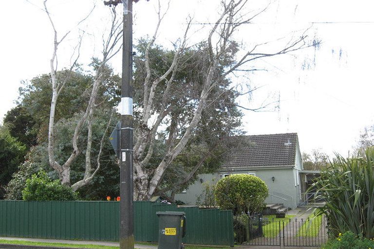 Photo of property in 30 Follett Street, Marton, 4710