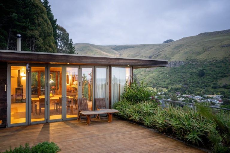 Photo of property in 4 Awaroa Lane, Sumner, Christchurch, 8081