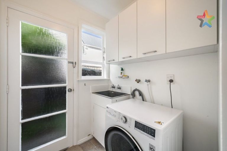 Photo of property in 9 Miro Street, Eastbourne, Lower Hutt, 5013