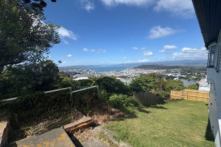 Photo of property in 91a Karepa Street, Brooklyn, Wellington, 6021