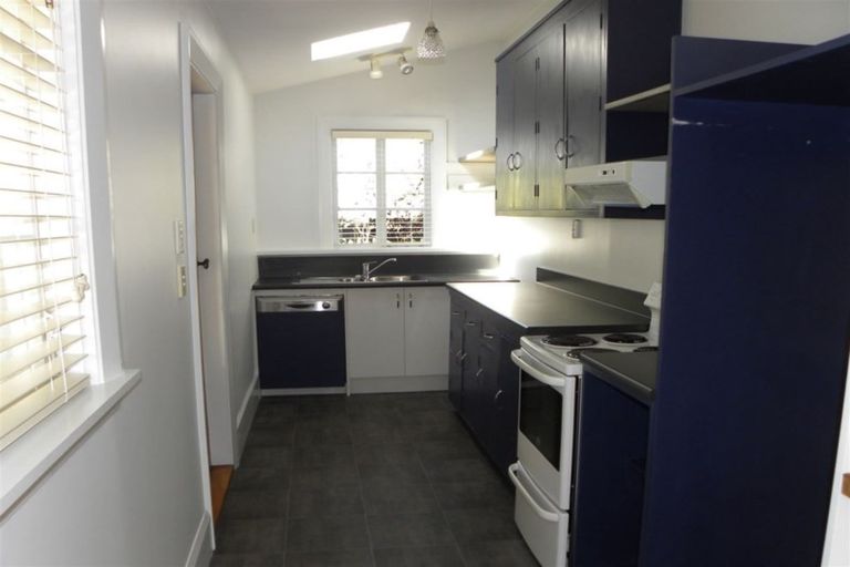 Photo of property in 16 Severn Street, St Albans, Christchurch, 8014